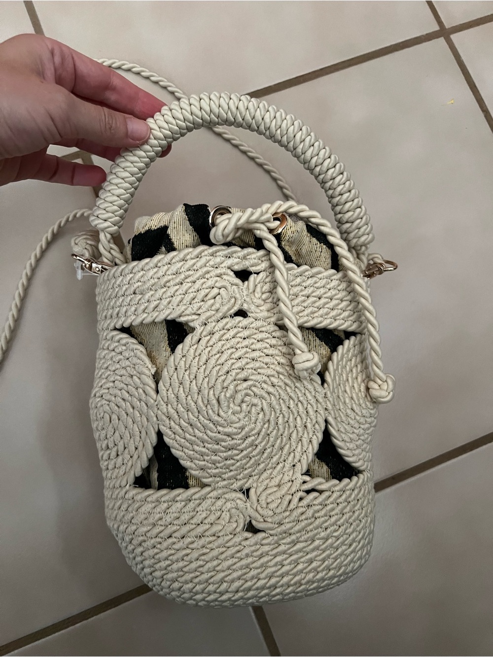Zara Rope Bucket Bag - Picture 2 of 3